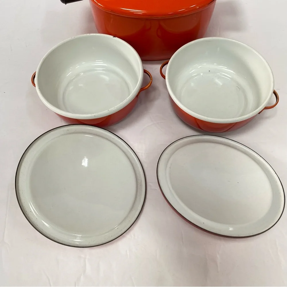 Lot of 3 Small Orange Enamel Pots and Lids Bakeware Iron Metal with Handles